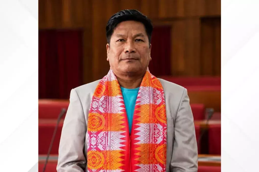 असम राजनीति में शोक: अपने आवास पर मृत पाए गए बिजीत ग्वरा असम राजनीति में शोक: अपने आवास पर मृत पाए गए बिजीत ग्वरा
