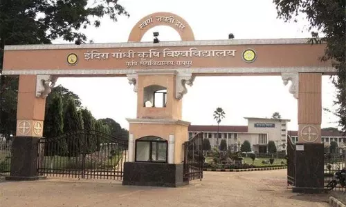 इंदिरा गांधी कृषि विश्वविद्यालय में थमने का नाम नहीं ले रहा पेपर लीक का सिलसिला, एक और परीक्षा रद्द इंदिरा गांधी कृषि विश्वविद्यालय में थमने का नाम नहीं ले रहा पेपर लीक का सिलसिला, एक और परीक्षा रद्द