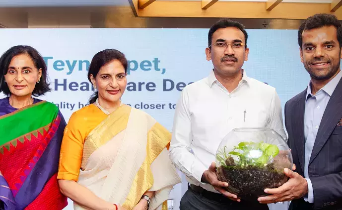 Tamil Nadu: अरुणराज ने सरकारी-निजी हेल्थकेयर पार्टनरशिप को और मज़बूत करने की वकालत की Tamil Nadu: अरुणराज ने सरकारी-निजी हेल्थकेयर पार्टनरशिप को और मज़बूत करने की वकालत की
