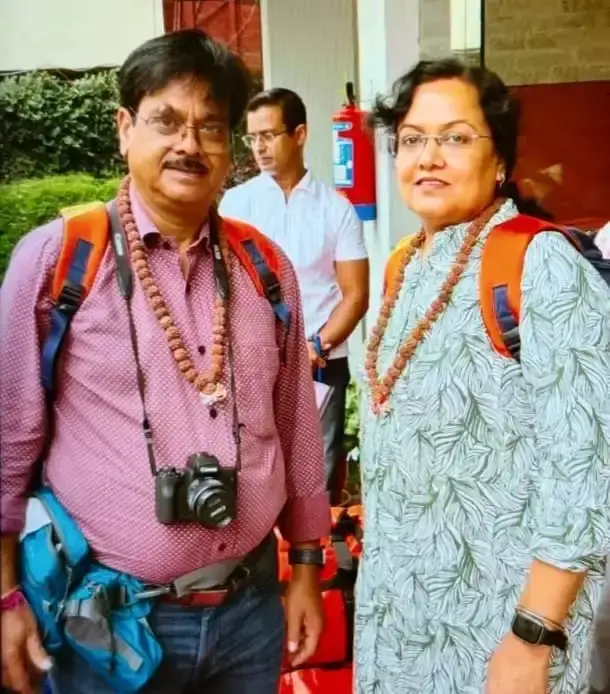 West Burdwan: बाढ़ की चपेट में आया दुर्गापुर का दंपत्ति, मानसरोवर यात्रा के दौरान लापता
