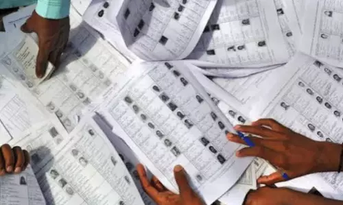 मेघालय मतदाता सूची संशोधन: 6.51 लाख रिकॉर्ड्स पर सवाल, 14 क्षेत्रों में सुनवाई ठप मेघालय मतदाता सूची संशोधन: 6.51 लाख रिकॉर्ड्स पर सवाल, 14 क्षेत्रों में सुनवाई ठप