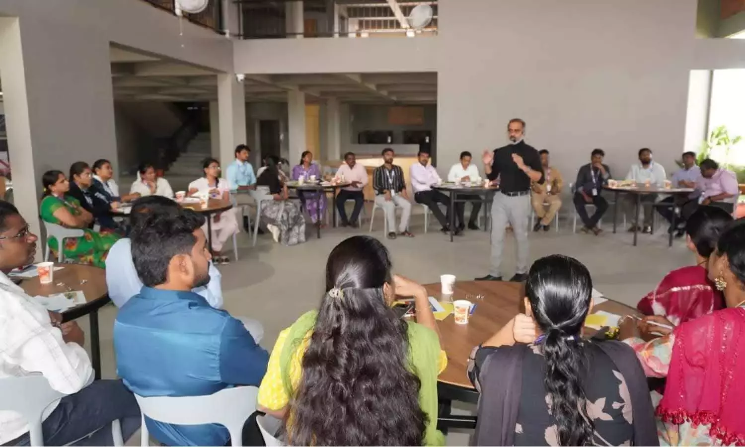BESTIU ने डिज़ाइन थिंकिंग पर 2-दिन का फैकल्टी डेवलपमेंट प्रोग्राम आयोजित किया
