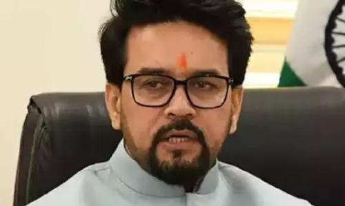 Hamirpur: चुनावी वादे पर अनुराग ठाकुर का वार, बोले- नौकरियों की जगह युवाओं को मिलेगा लॉटरी टिकट