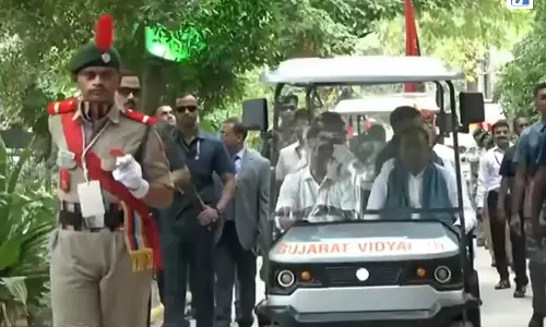 अमित शाह गुजरात विद्यापीठ के दीक्षांत समारोह में हुए शामिल छात्रों को दिया संदेश