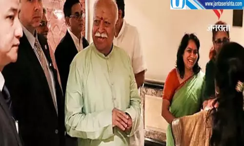 मैडिसन स्क्वायर गार्डन कार्यक्रम से पहले AHEAD पर X की कार्रवाई मैडिसन स्क्वायर गार्डन कार्यक्रम से पहले AHEAD पर X की कार्रवाई