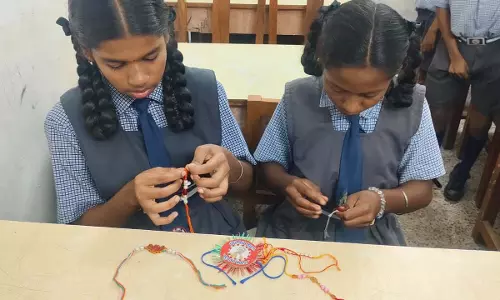 दिव्यांग महिलाओं और श्रवण बाधित छात्राओं की हुनर भरी उड़ान दिव्यांग महिलाओं और श्रवण बाधित छात्राओं की हुनर भरी उड़ान