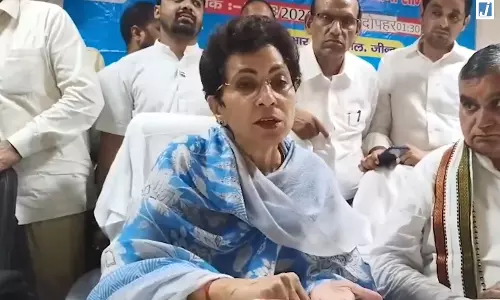 हरियाणवी कलाकार अंकित बालियान हत्याकांड पर कुमारी सैलजा का हमला बोली कानून व्यवस्था ध्वस्त हरियाणवी कलाकार अंकित बालियान हत्याकांड पर कुमारी सैलजा का हमला बोली कानून व्यवस्था ध्वस्त