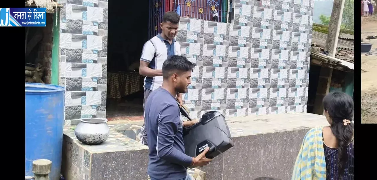 रायगडा में छापेमारी कर पांच किलो से ज्यादा सोना-चांदी बरामद रायगडा में छापेमारी कर पांच किलो से ज्यादा सोना-चांदी बरामद