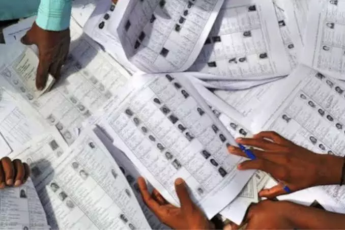 मेघालय मतदाता सूची संशोधन: 6.51 लाख रिकॉर्ड्स पर सवाल, 14 क्षेत्रों में सुनवाई ठप मेघालय मतदाता सूची संशोधन: 6.51 लाख रिकॉर्ड्स पर सवाल, 14 क्षेत्रों में सुनवाई ठप