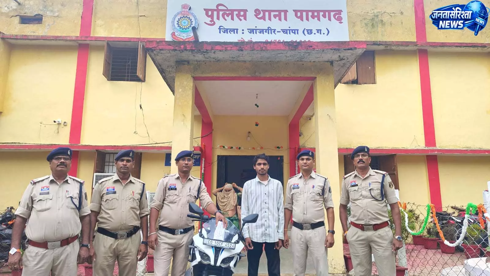 आबकारी विभाग में नौकरी का झांसा देकर 2.09 लाख की ठगी, आरोपी गिरफ्तार आबकारी विभाग में नौकरी का झांसा देकर 2.09 लाख की ठगी, आरोपी गिरफ्तार