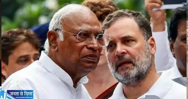 विशेष सत्र से पहले बढ़ी हलचल परिसीमन बिल पर विपक्ष और सरकार आमने सामने विशेष सत्र से पहले बढ़ी हलचल परिसीमन बिल पर विपक्ष और सरकार आमने सामने