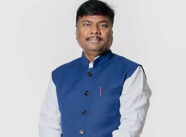 UCC पर कांग्रेस के रुख पर मंत्री केदार कश्यप का हमला UCC पर कांग्रेस के रुख पर मंत्री केदार कश्यप का हमला