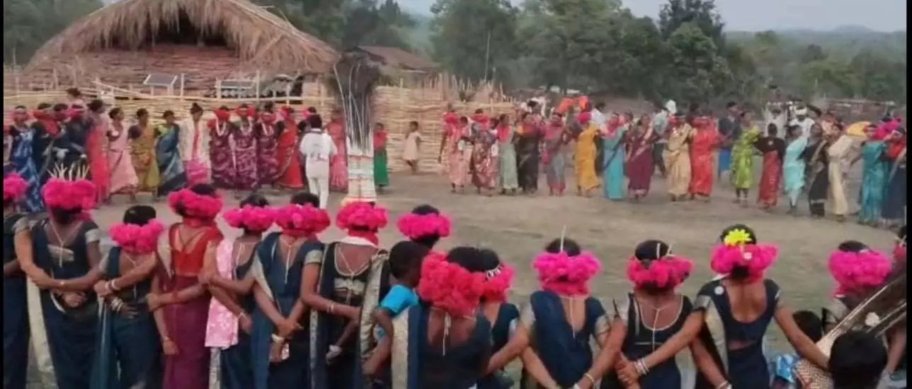 नक्सल भय का अंत, अबूझमाड़ में फिर जीवंत हुई घोटुल की गौरवशाली परंपरा नक्सल भय का अंत, अबूझमाड़ में फिर जीवंत हुई घोटुल की गौरवशाली परंपरा