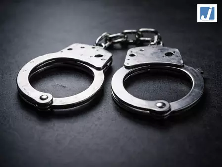 बिहार: सतर्कता ब्यूरो ने रिश्वत मामले में रोसेरा की डीसीएलआर को गिरफ्तार किया बिहार: सतर्कता ब्यूरो ने रिश्वत मामले में रोसेरा की डीसीएलआर को गिरफ्तार किया