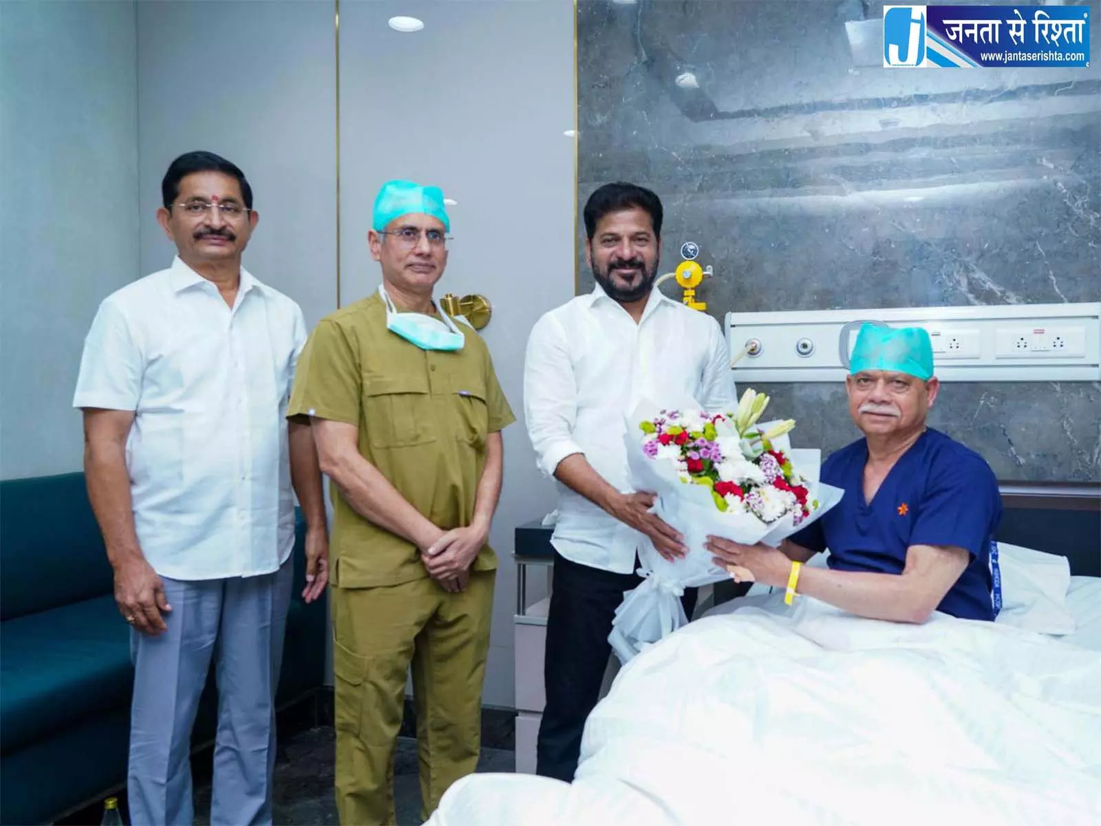 तेलंगाना CM रेवंत रेड्डी ने राज्यपाल शुक्ला से की मुलाकात तेलंगाना CM रेवंत रेड्डी ने राज्यपाल शुक्ला से की मुलाकात