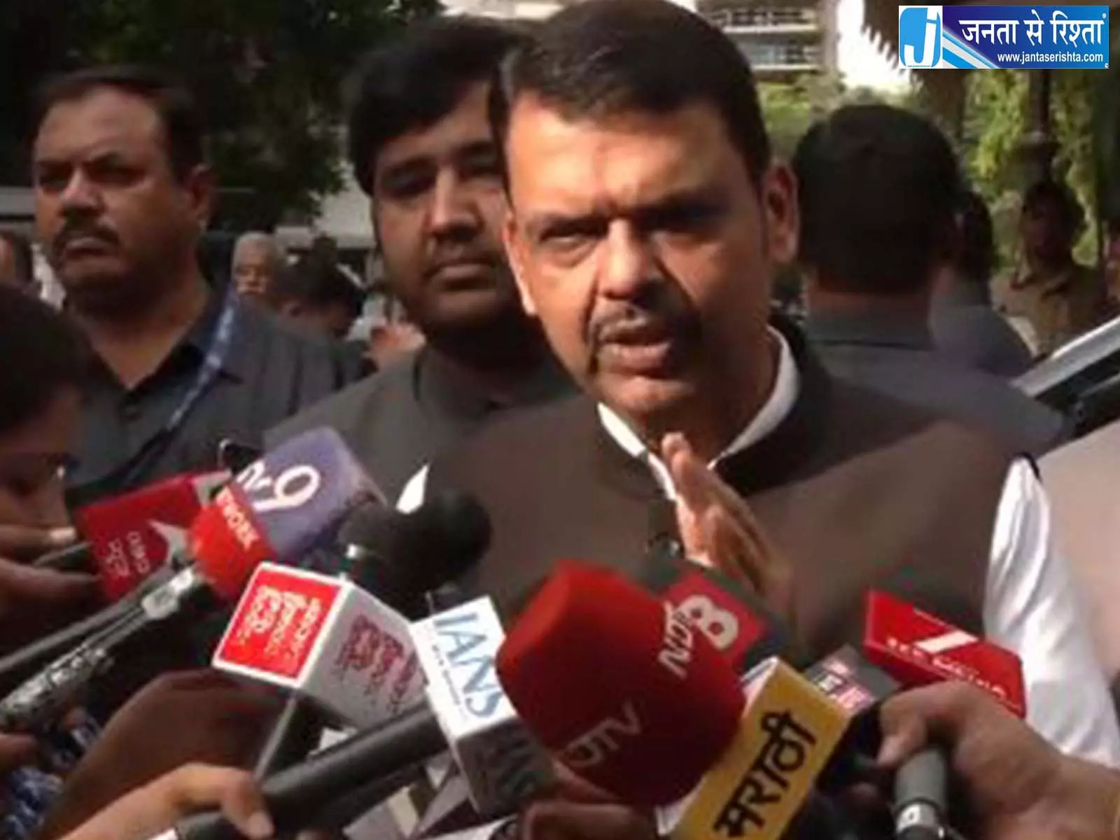 मराठी भाषा नियम पर CM फडणवीस का बड़ा फैसला मराठी भाषा नियम पर CM फडणवीस का बड़ा फैसला