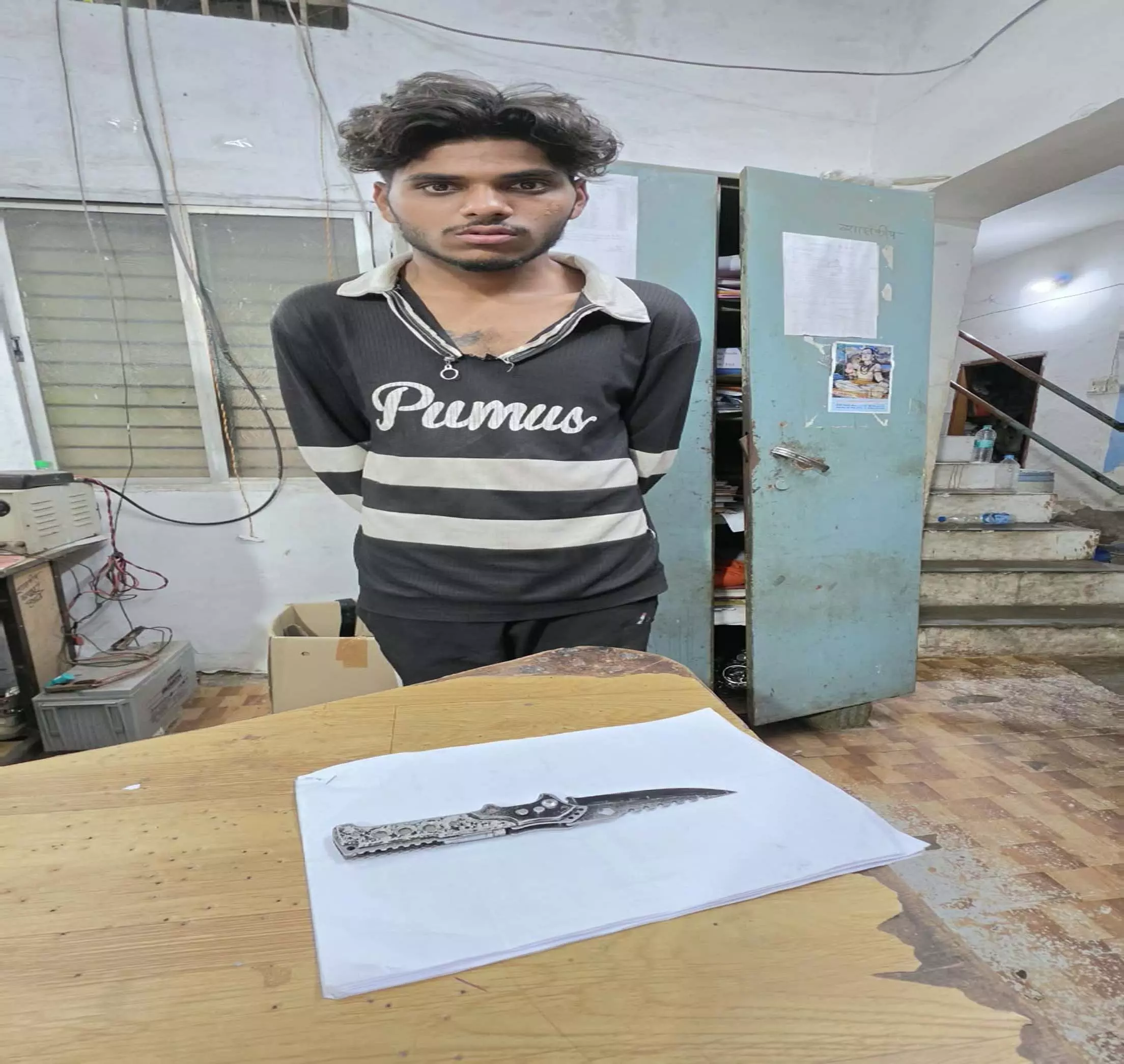 टिकरापारा में चाकू लेकर लोगों को डराने वाला आरोपी गिरफ्तार टिकरापारा में चाकू लेकर लोगों को डराने वाला आरोपी गिरफ्तार
