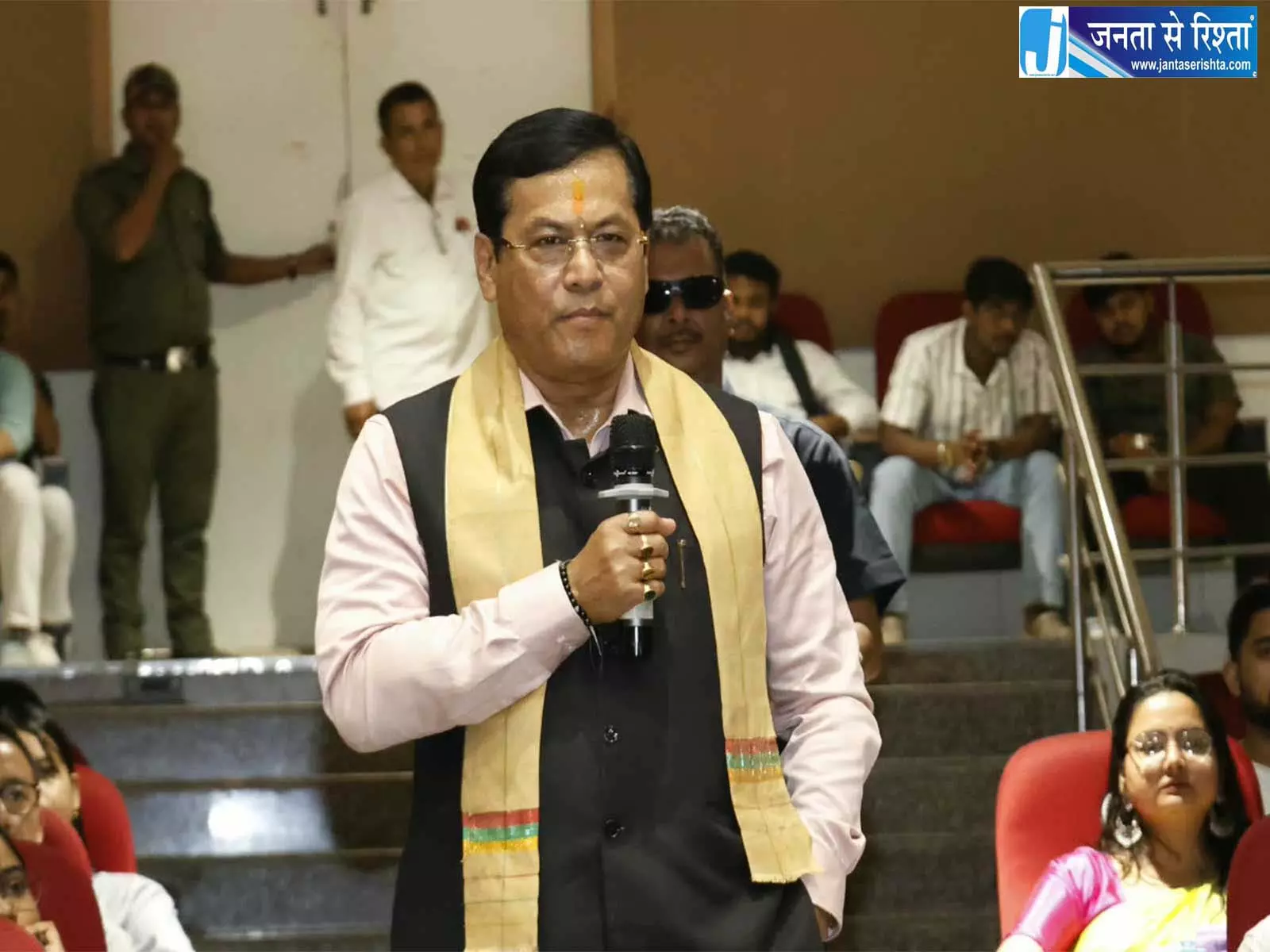 छात्रों से जुड़े केंद्रीय मंत्री सोनोवाल खेल और युवाओं पर हुई चर्चा छात्रों से जुड़े केंद्रीय मंत्री सोनोवाल खेल और युवाओं पर हुई चर्चा
