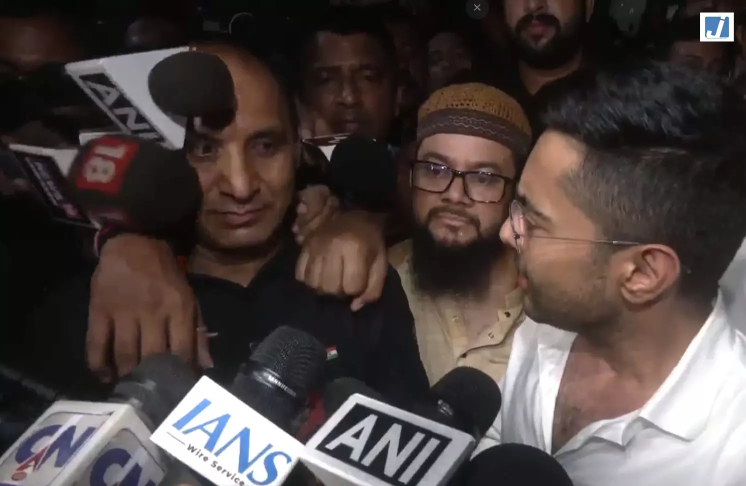 अभिषेक बनर्जी का भाजपा पर हमला बोले राजनीतिक बदले की भावना से हो रही कार्रवाई अभिषेक बनर्जी का भाजपा पर हमला बोले राजनीतिक बदले की भावना से हो रही कार्रवाई