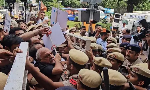 Haryana विधानसभा में हंगामा, 7 कांग्रेस विधायक सस्पेंड