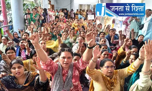 Punjab में कर्मचारी विरोध से बढ़ा तनाव