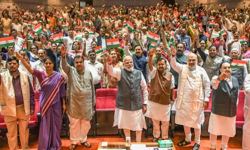 पीएम मोदी की बैठक पर सबकी नजर