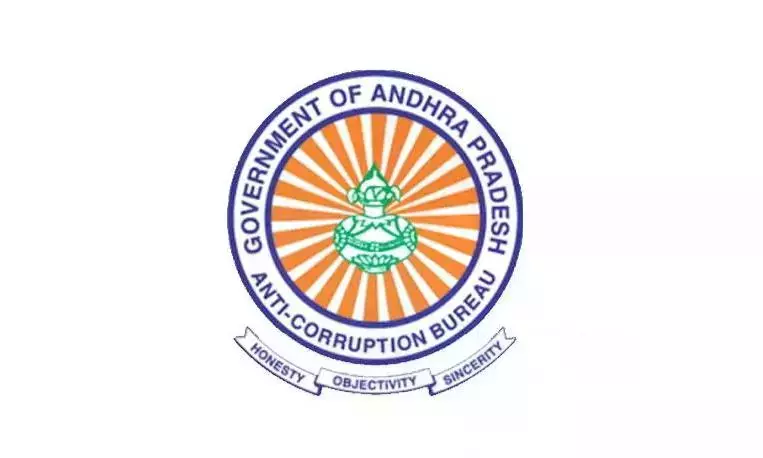 ACB ने रिश्वत लेते हुए सोमासिला प्रोजेक्ट के तीन इंजीनियरों और एक ठेकेदार को पकड़ा