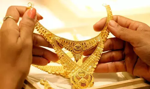 Andhra: बेंगलुरु-विजयवाड़ा बस से 300 ग्राम सोना चोरी हुआ Andhra: बेंगलुरु-विजयवाड़ा बस से 300 ग्राम सोना चोरी हुआ