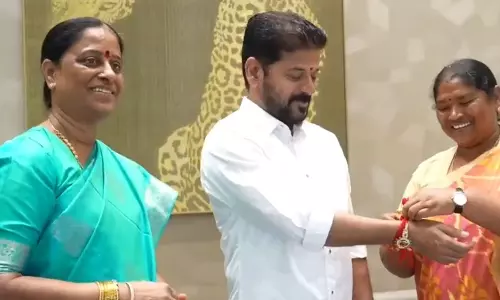 पावर-स्ट्रगल: रेवंत रेड्डी बनाम कोंडा परिवार, वर्चस्व की तीखी लड़ाई पावर-स्ट्रगल: रेवंत रेड्डी बनाम कोंडा परिवार, वर्चस्व की तीखी लड़ाई