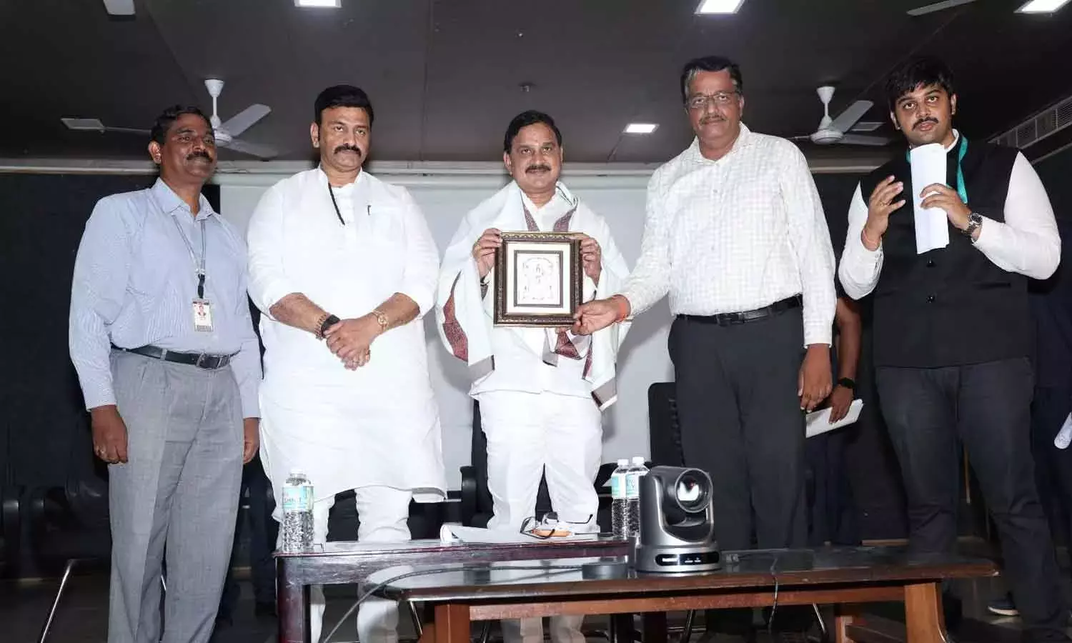 Andhra: युवाओं से खेल अपनाने का आग्रह किया गया