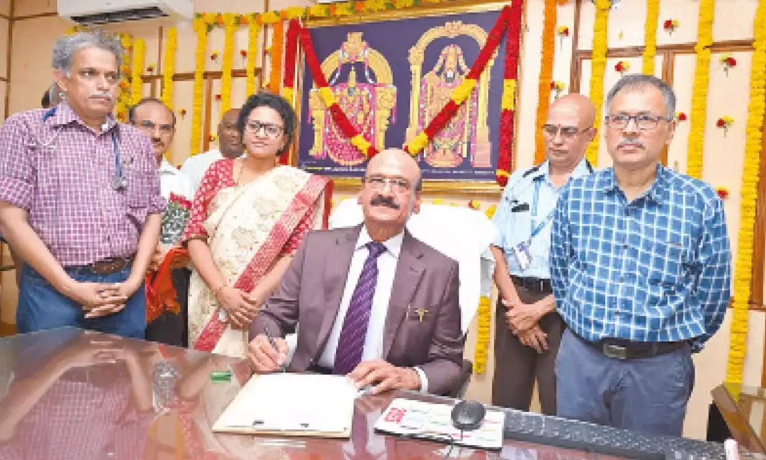 ग्रामीण और एजेंसी इलाकों में मुफ्त मेडिकल कैंप लगाना SVIMS की प्राथमिकता होगी: डॉ. जगदीश