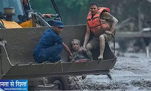 नेपाल त्रासदी में बढ़ी चिंता सैकड़ों भारतीय अब भी लापता