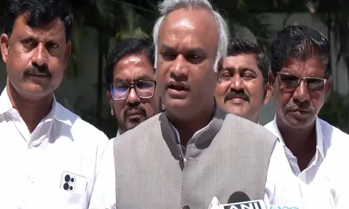 फ्लैश फ्लड के बीच नागरिकों की निगरानी जारी बोले प्रियंक खड़गे फ्लैश फ्लड के बीच नागरिकों की निगरानी जारी बोले प्रियंक खड़गे