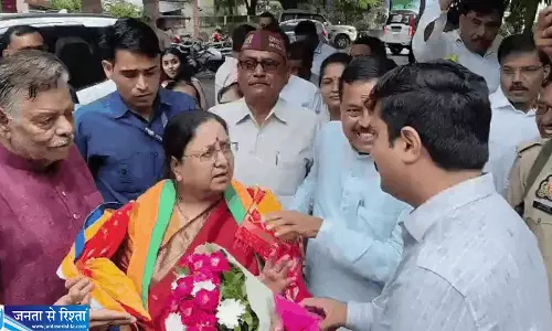 प्रशासन पर सख्त हुईं मंत्री बेबीरानी मौर्य कार्रवाई के संकेत