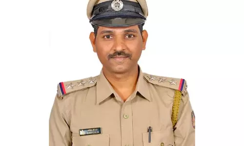 पुलिस इंस्पेक्टर की मौत पर कर्नाटक CM ने जताई संवेदना