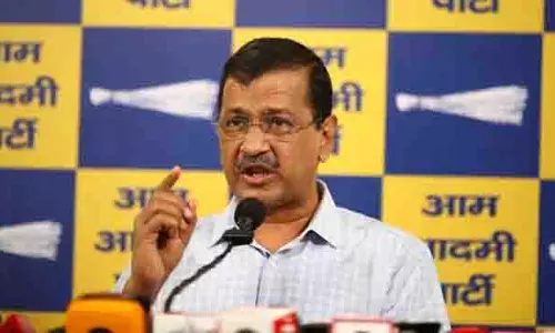 FMGE परीक्षा में धांधली के आरोप पर डॉक्टरों का प्रदर्शन, AAP ने दिया समर्थन FMGE परीक्षा में धांधली के आरोप पर डॉक्टरों का प्रदर्शन, AAP ने दिया समर्थन