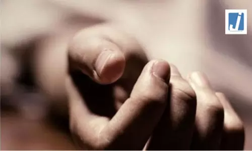 दमोह में पारिवारिक विवाद के चलते बेटे के बाद माता-पिता ने की खुदकुशी दमोह में पारिवारिक विवाद के चलते बेटे के बाद माता-पिता ने की खुदकुशी