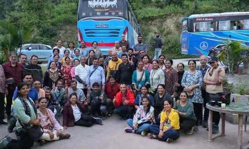 आपदा के बीच राहत 53 भारतीय नागरिक चीन से सुरक्षित काठमांडू पहुंचे