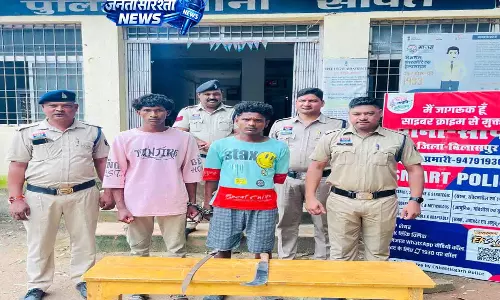 तलवार-चापड़ लहराकर दहशत फैलाने वाले दो आरोपी गिरफ्तार