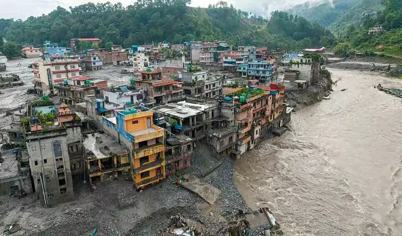 नेपाल में बाढ़—एक के बाद एक आने वाले खतरे नेपाल में बाढ़—एक के बाद एक आने वाले खतरे