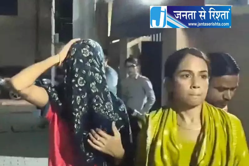 Panipat में महिला पंचायत सचिव रिश्वत लेते गिरफ्तार Panipat में महिला पंचायत सचिव रिश्वत लेते गिरफ्तार