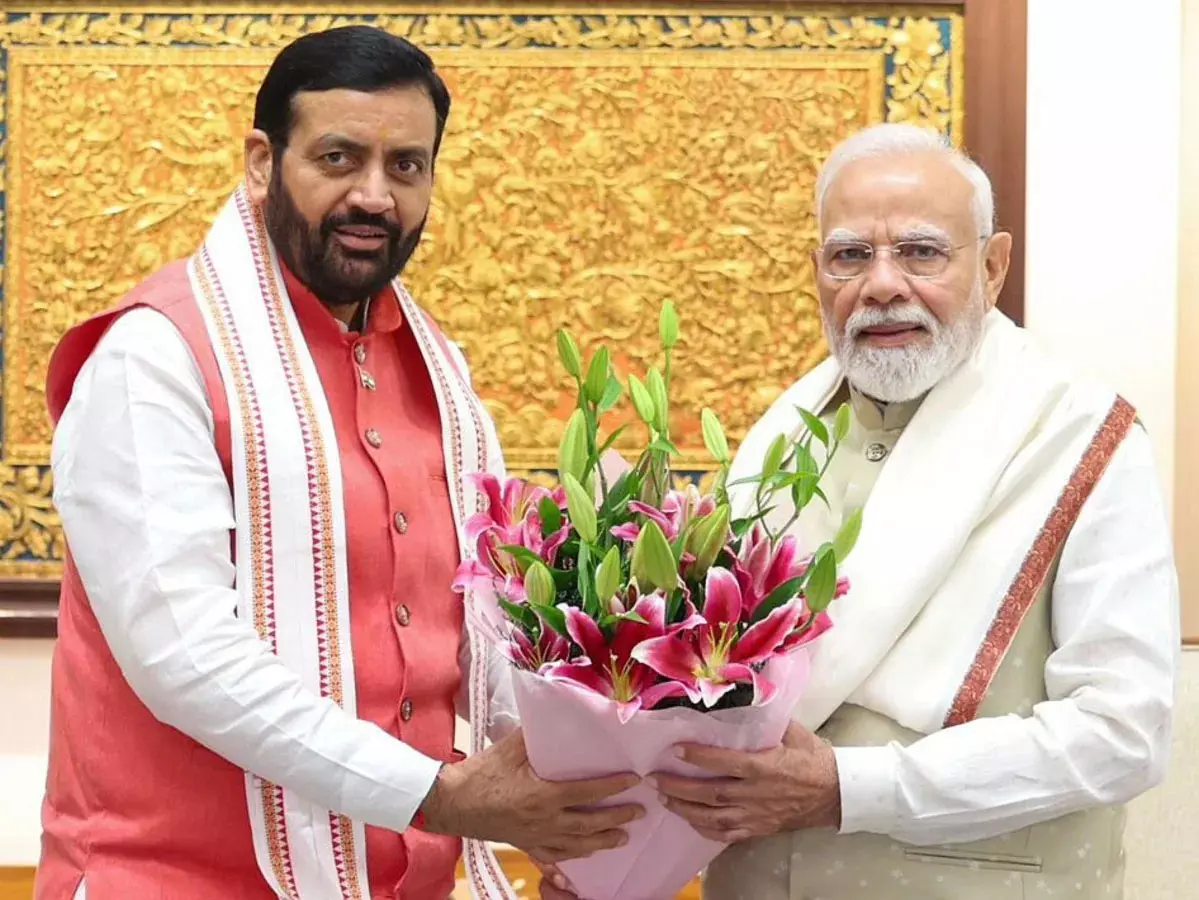 हरियाणा की राजनीति में नई हलचल, दलित समीकरण साधने में जुटी पार्टियां हरियाणा की राजनीति में नई हलचल, दलित समीकरण साधने में जुटी पार्टियां