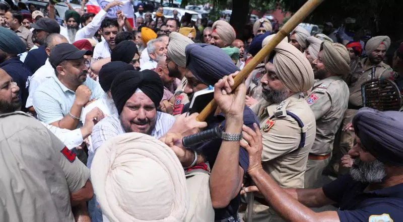 DA मुद्दे पर Punjab कर्मचारियों का आंदोलन तेज DA मुद्दे पर Punjab कर्मचारियों का आंदोलन तेज
