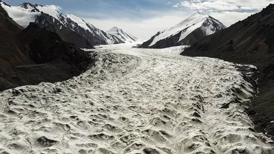 उत्तराखंड की 13 ग्लेशियल झीलों पर नजर उत्तराखंड की 13 ग्लेशियल झीलों पर नजर