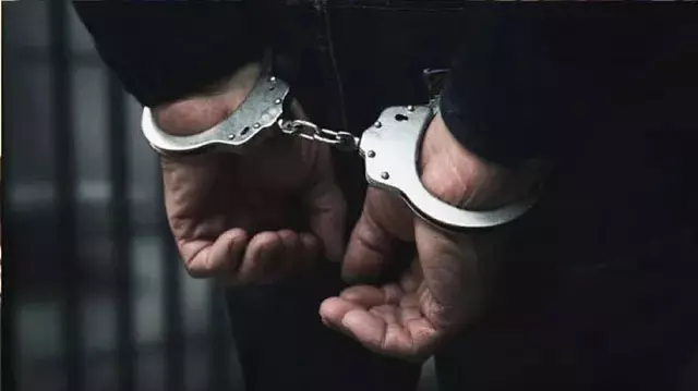 डॉक्टरों से 50-50 हजार रंगदारी मांगने वाला आरोपी गिरफ्तार डॉक्टरों से 50-50 हजार रंगदारी मांगने वाला आरोपी गिरफ्तार