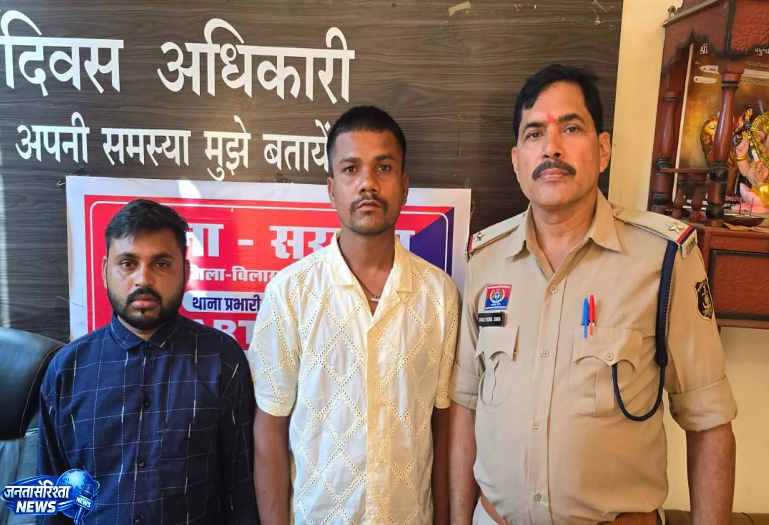 बिलासपुर में सरेआम मारपीट करने वाले दो आरोपी गिरफ्तार बिलासपुर में सरेआम मारपीट करने वाले दो आरोपी गिरफ्तार