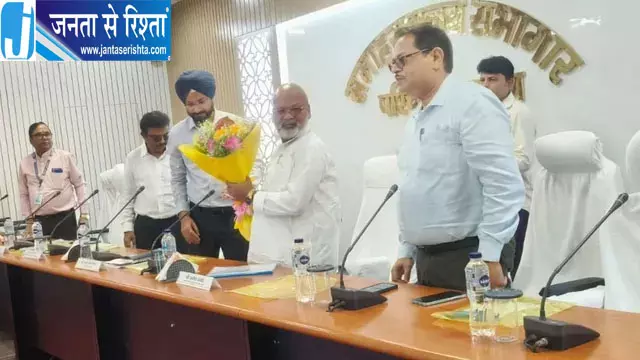 नेपाल में GLOF की आशंका के बीच गंडक नदी पर प्रशासन अलर्ट नेपाल में GLOF की आशंका के बीच गंडक नदी पर प्रशासन अलर्ट