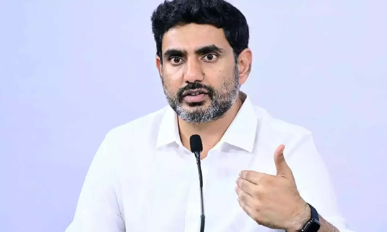 RTGS ने नेपाल में बाढ़ के कारण फँसे तेलुगु तीर्थयात्रियों की लगातार निगरानी तेज़ कर दी RTGS ने नेपाल में बाढ़ के कारण फँसे तेलुगु तीर्थयात्रियों की लगातार निगरानी तेज़ कर दी