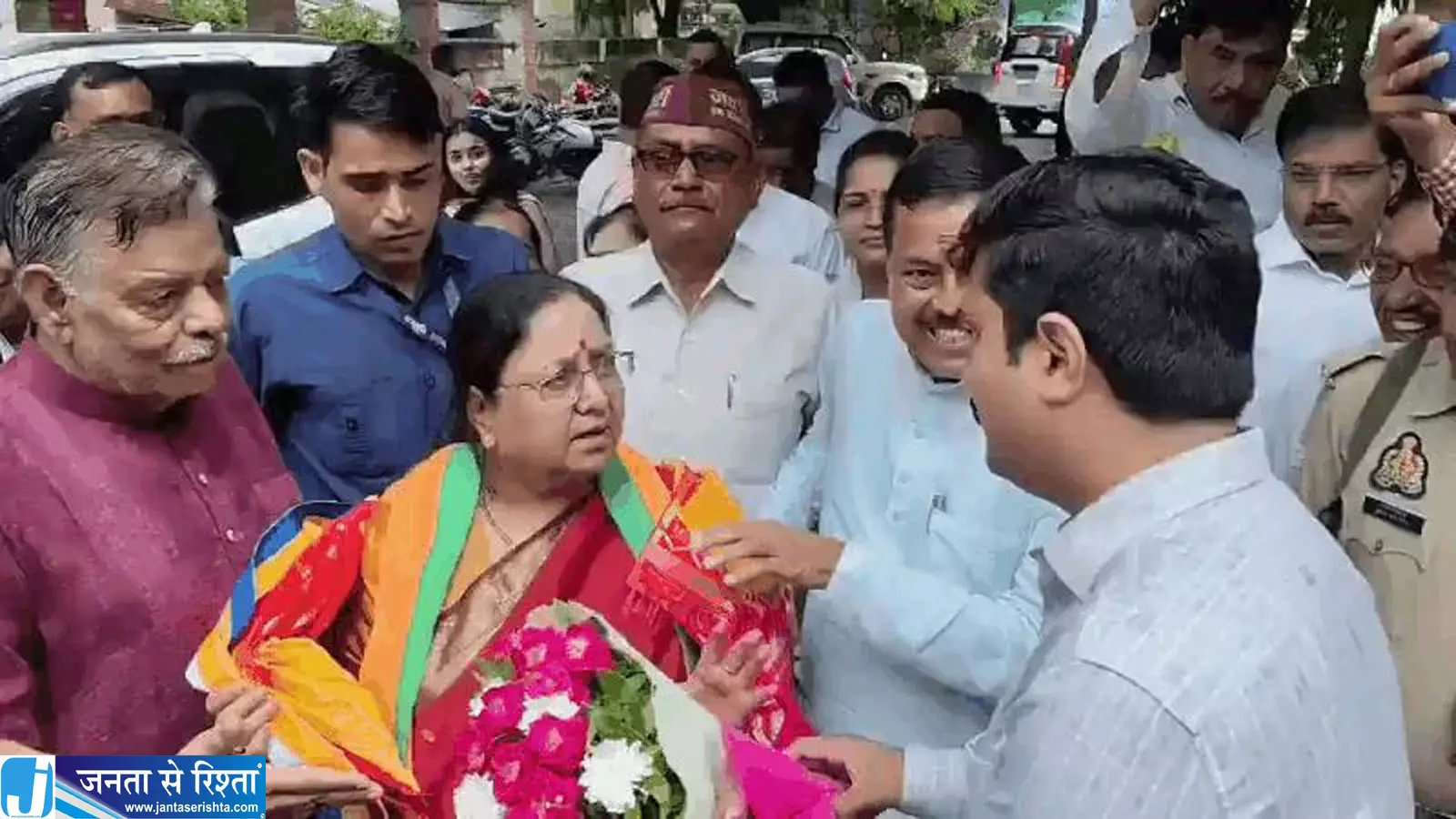 प्रशासन पर सख्त हुईं मंत्री बेबीरानी मौर्य कार्रवाई के संकेत प्रशासन पर सख्त हुईं मंत्री बेबीरानी मौर्य कार्रवाई के संकेत