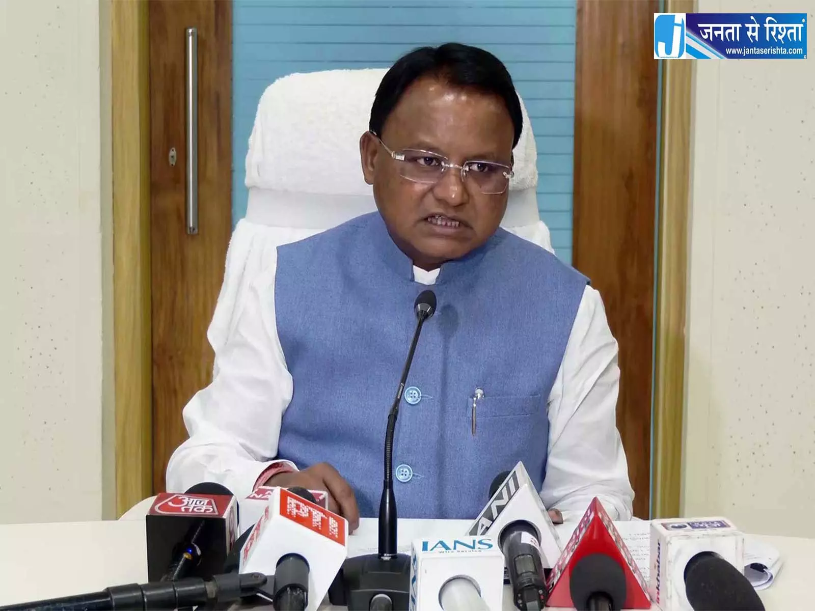 हेल्थ को लेकर राज्य सरकार सख्त, कॉलेज कैंटीन में बदलेगा मेन्यू हेल्थ को लेकर राज्य सरकार सख्त, कॉलेज कैंटीन में बदलेगा मेन्यू
